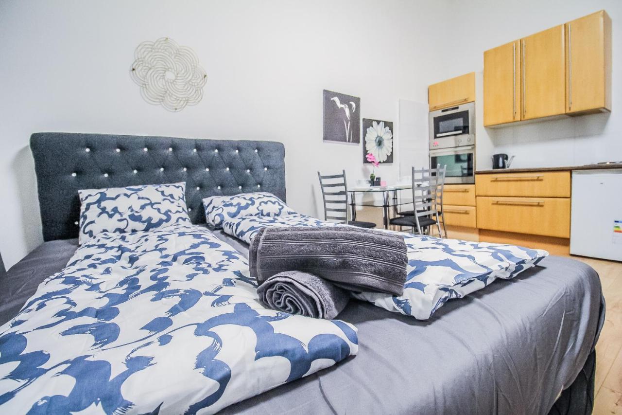 Comfort Quad Room Hn Виена Екстериор снимка