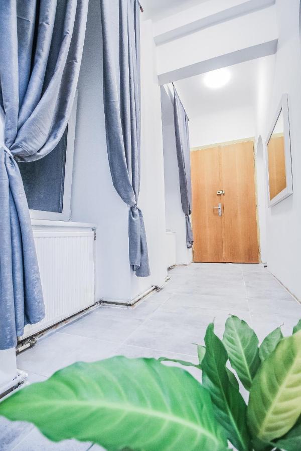 Comfort Quad Room Hn Виена Екстериор снимка